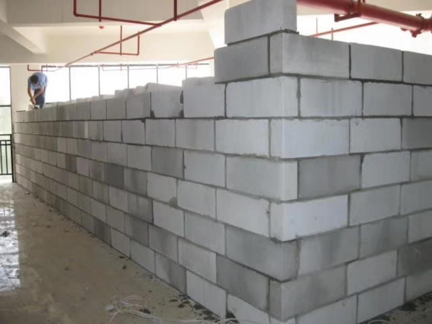 宝坻蒸压加气混凝土砌块承重墙静力和抗震性能的研究